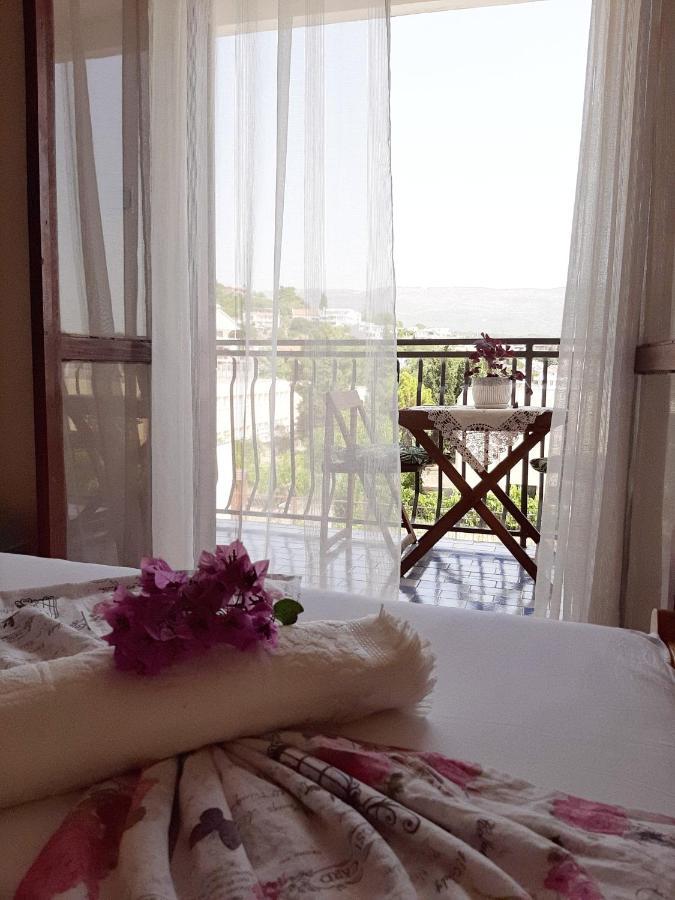 Guesthouse Dona Улцинь Екстер'єр фото