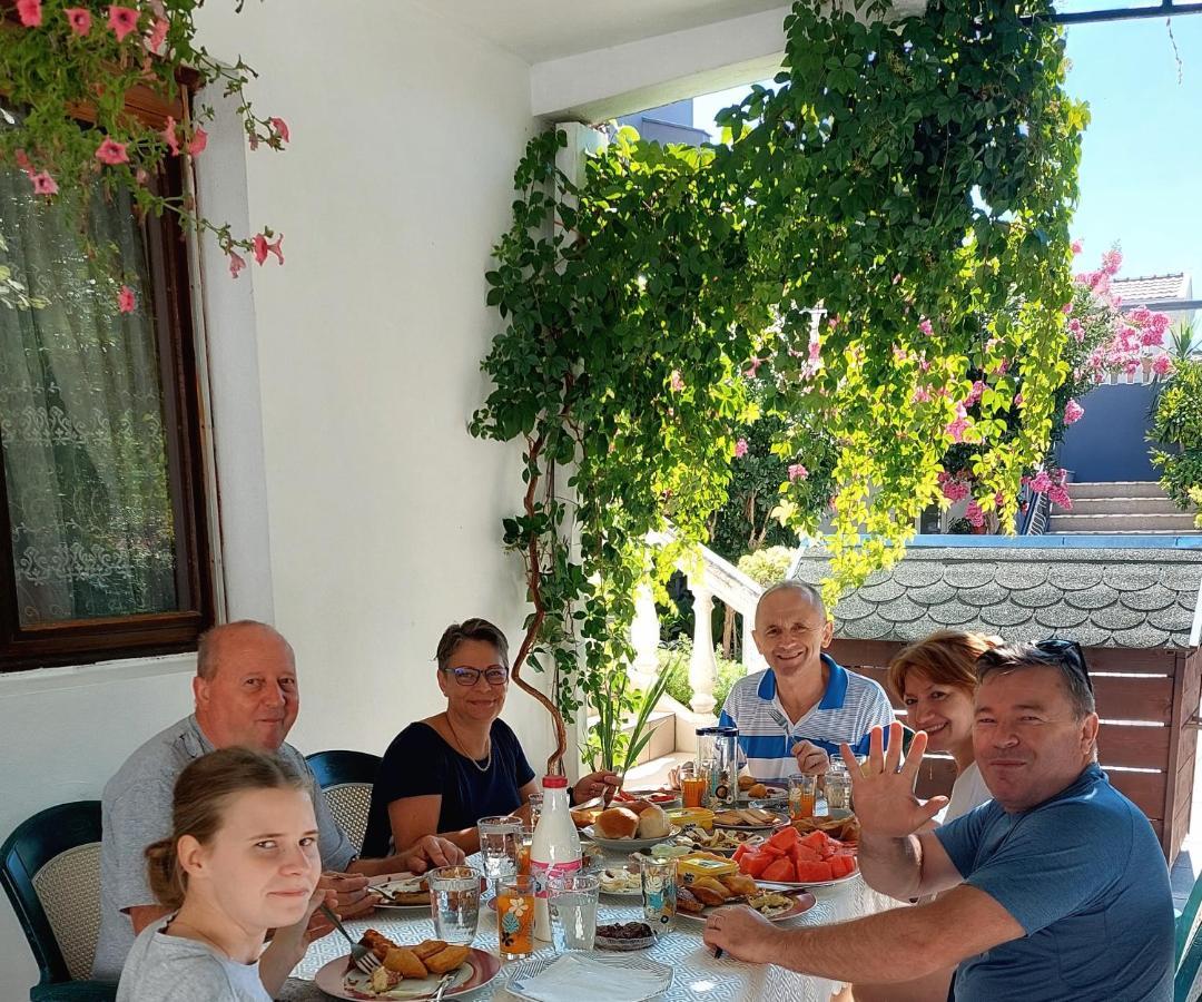 Guesthouse Dona Улцинь Екстер'єр фото