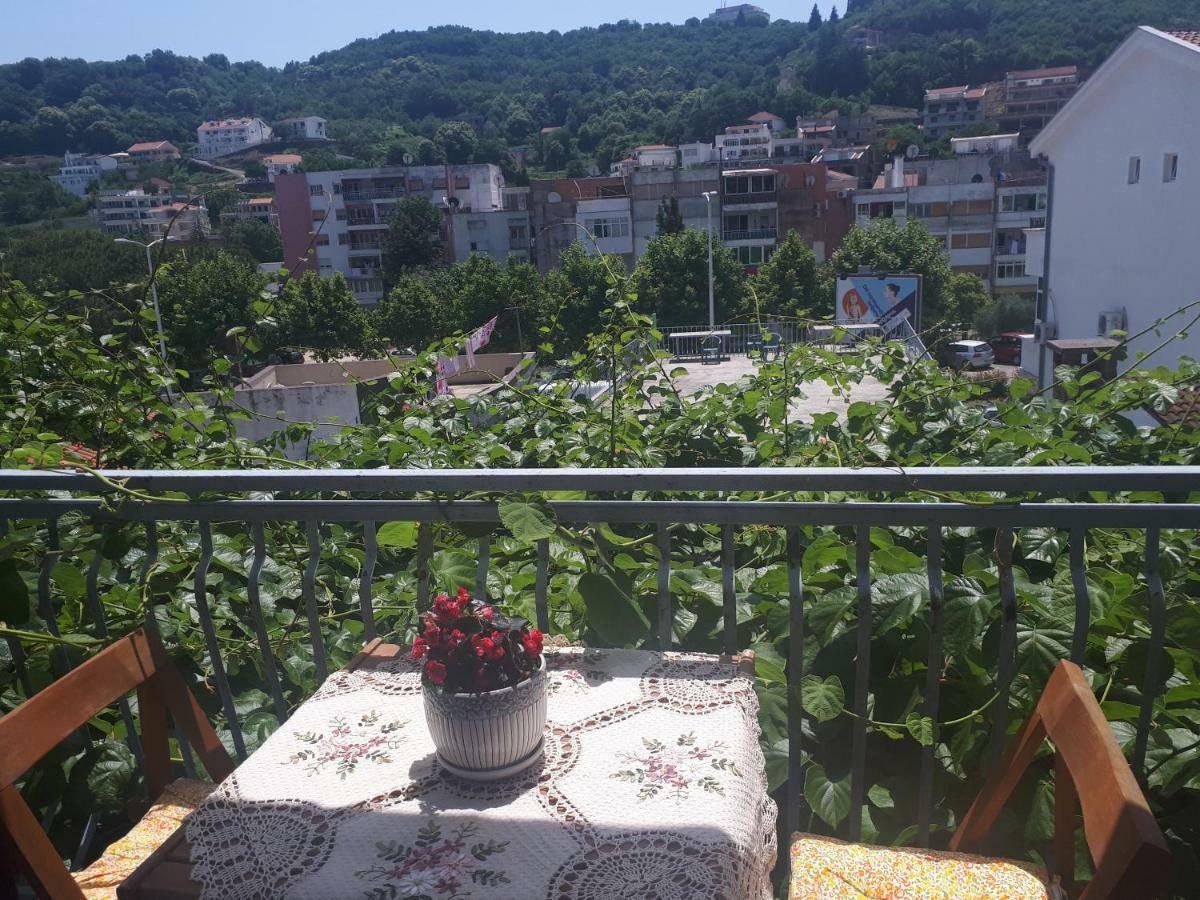 Guesthouse Dona Улцинь Екстер'єр фото