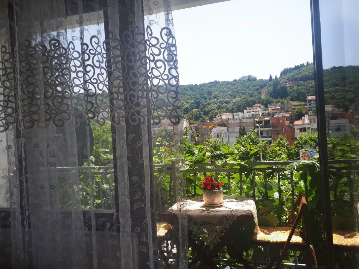 Guesthouse Dona Улцинь Екстер'єр фото